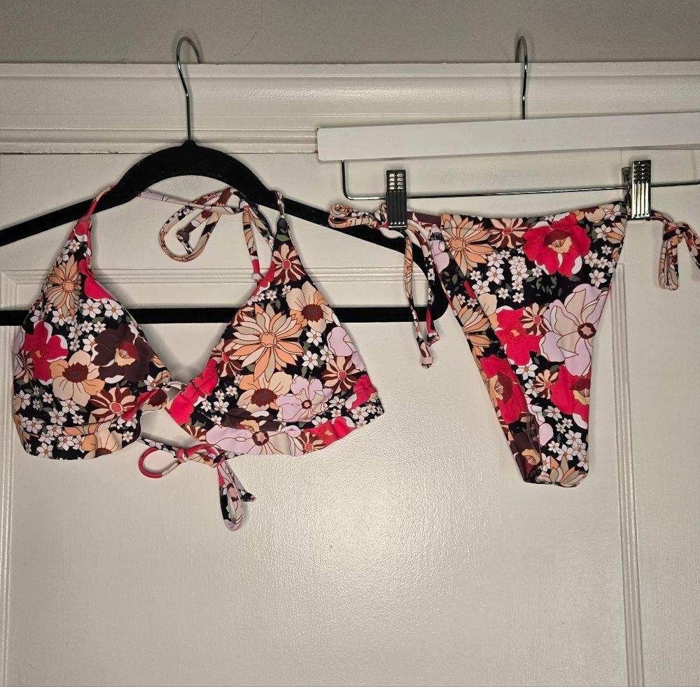 Floral Cheeky Bikini - Women's Small